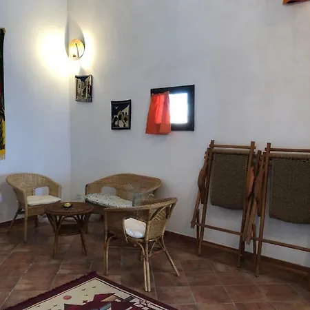 Domus Perrone - Dependance In Un Trappeto Del Salento 펜션