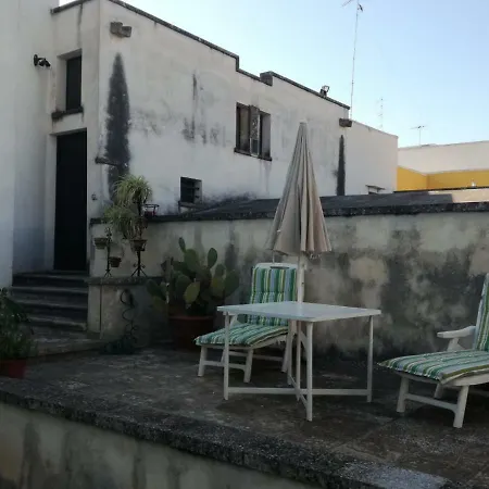 펜션 Domus Perrone - Dependance In Un Trappeto Del Salento 스퀸자노