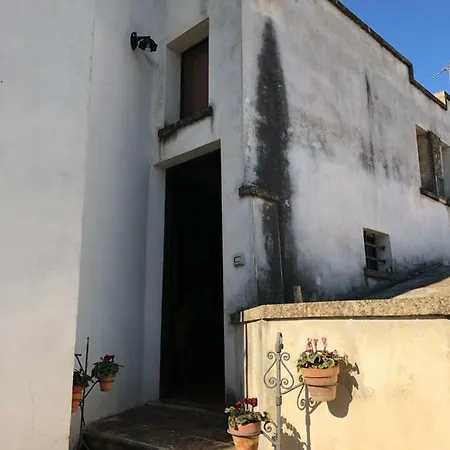 Ferienhaus Domus Perrone - Dependance In Un Trappeto Del Salento Squinzano